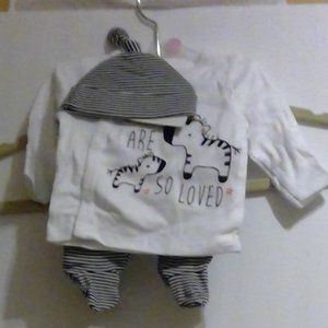 NWT Gerber Preemie 3 piece baby outfit - Organic cotton